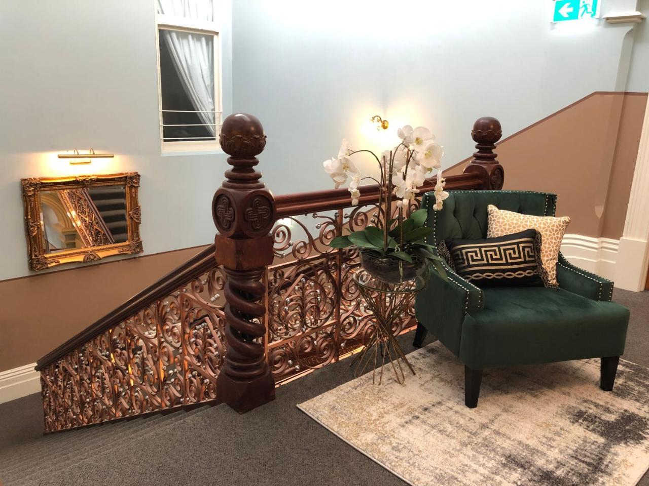 Bull And Mouth Hotel Maryborough Victoria Buitenkant foto